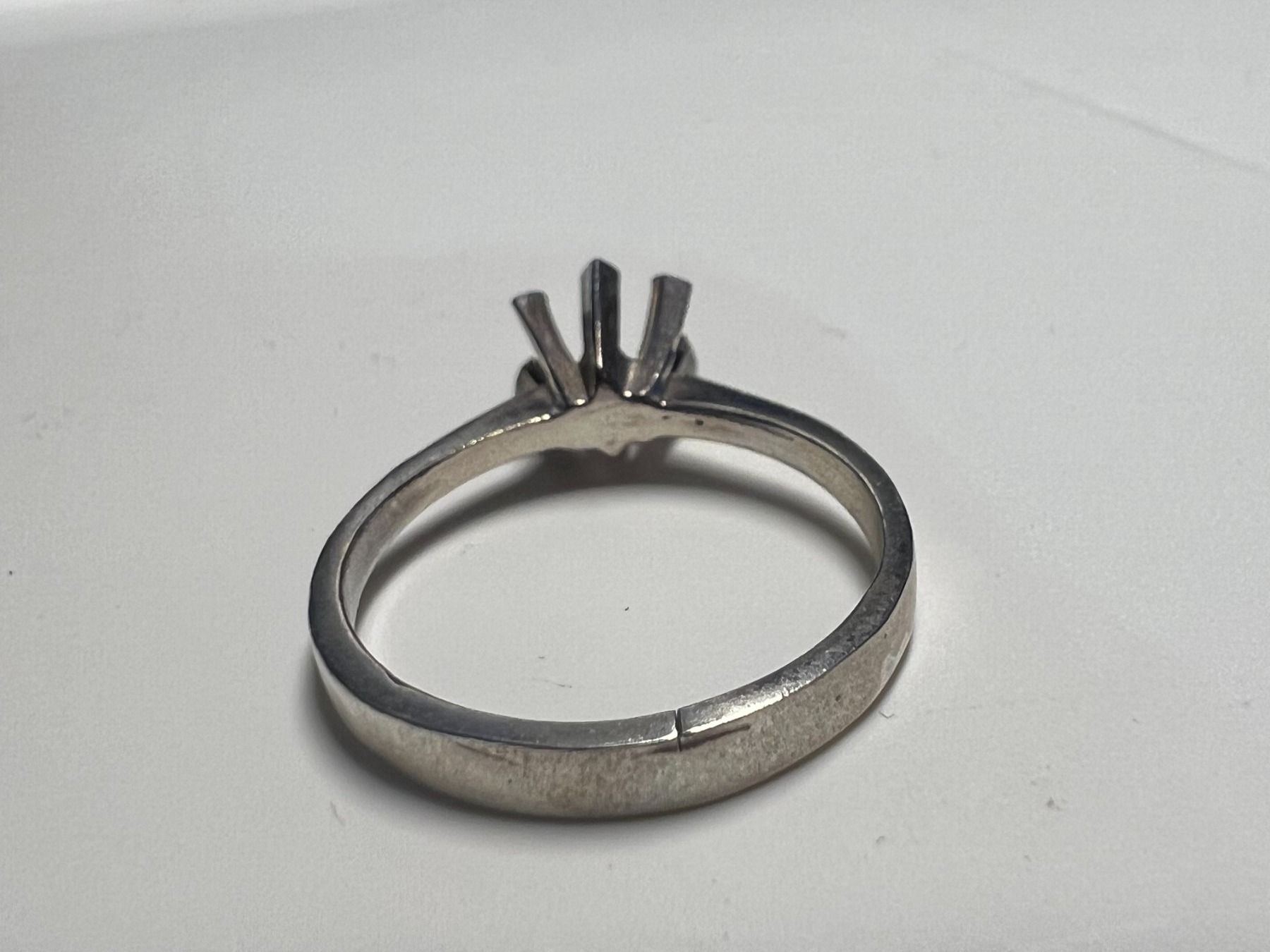 Esprit Anelli: Ring Rohling Silber 925, Grösse 54 – Nuovo e nell'imballaggio originale da Alpnach Dorf venduto da MiKoMarkt