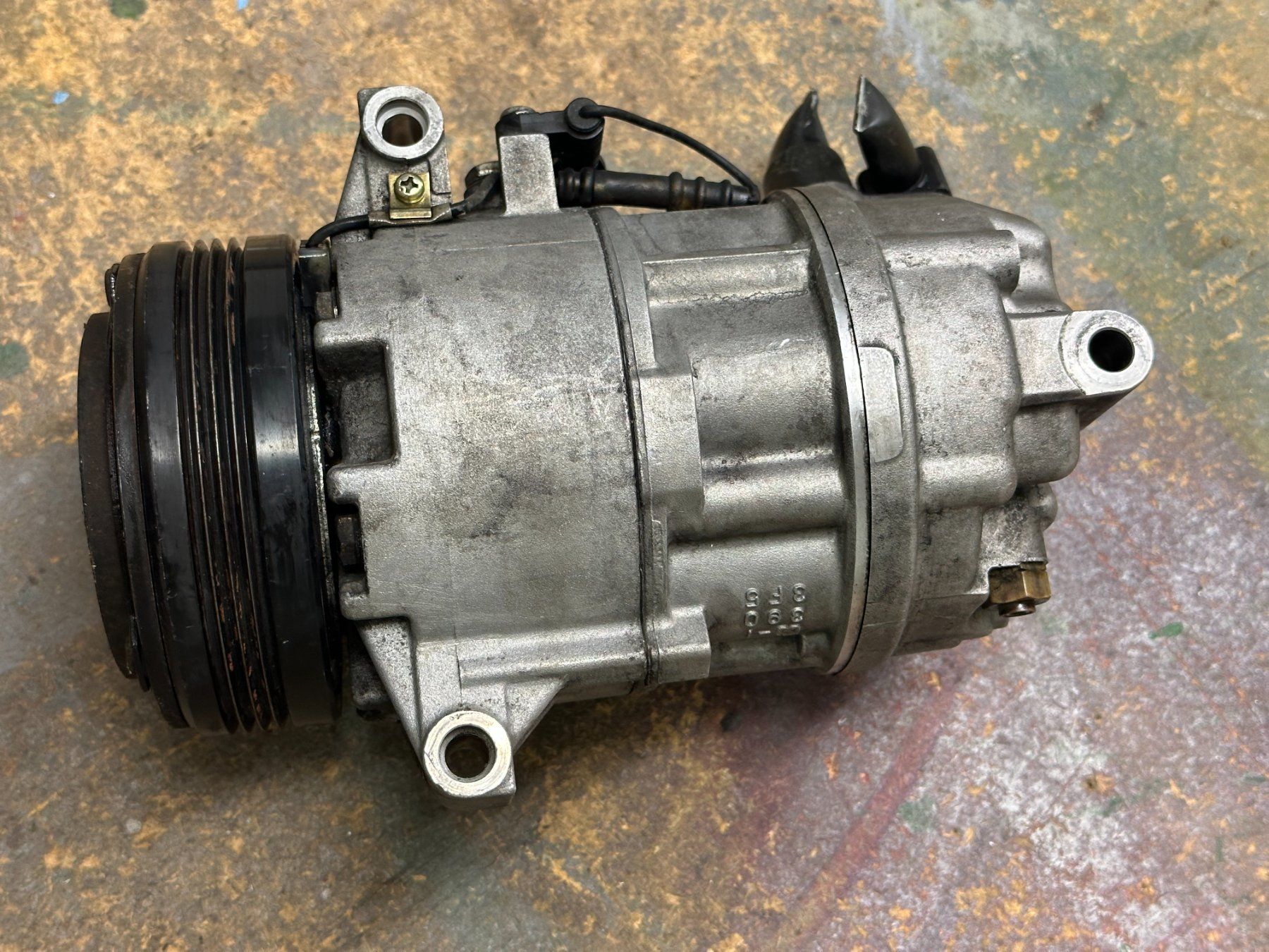 Bosch Compressori: Klimakompressor Kompressor Nr16 6905643 BMW 3  (E46) – Usato da Jonen venduto da BMWE369 4