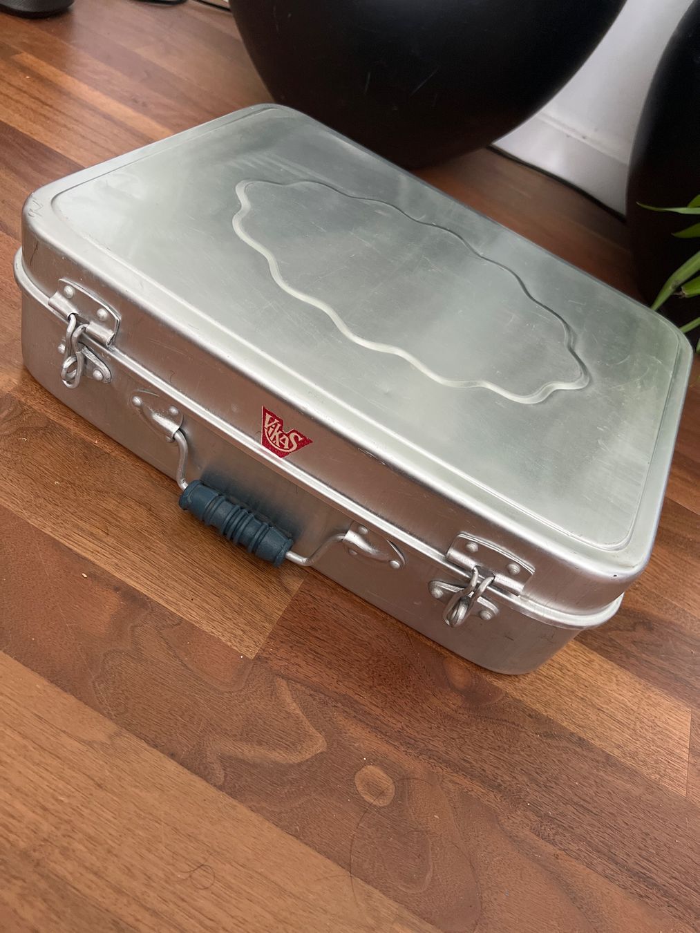 Valigie: Vintage Aluminium   Koffer  Vikas  Deko – Usato da Jona venduto da Sariksa