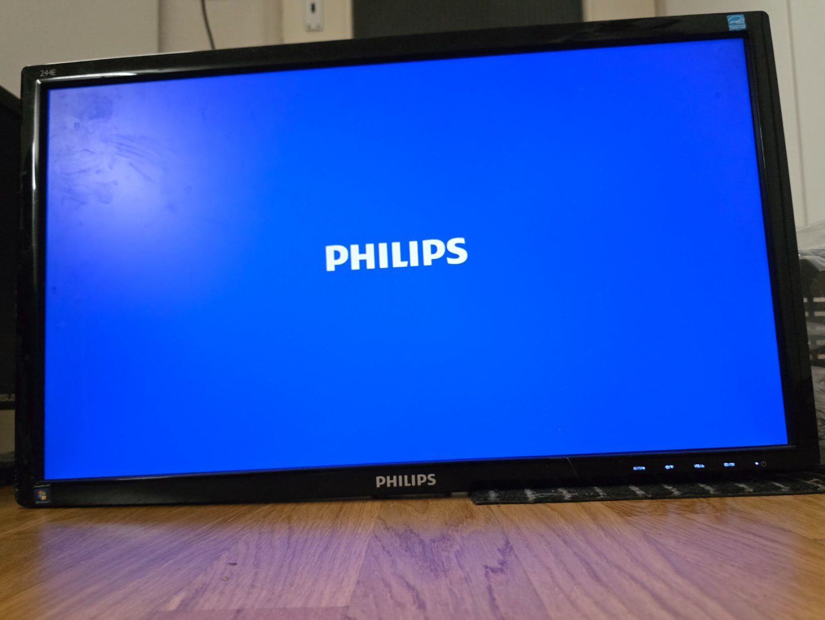 Philips Monitor: Philips pc monitor – Difettoso da Bern venduto da KavIndustries