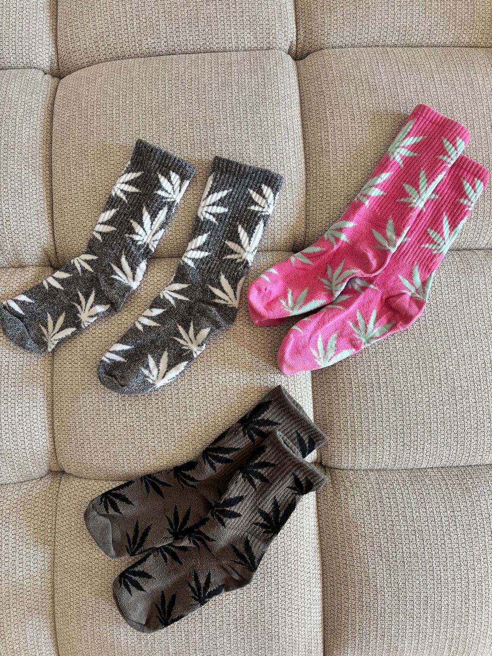 Socken: Chaussettes HUF taille 38-41 – Gebraucht aus Bulle von lfr_gfx8