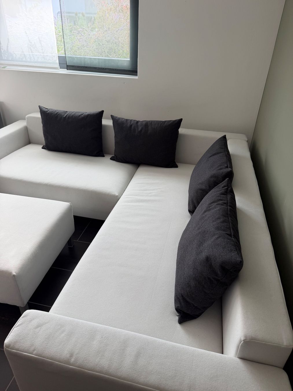Divani: Ecksofa / Schlafsofa mit Hocker – Usato da Hedingen venduto da mon_br7r 2