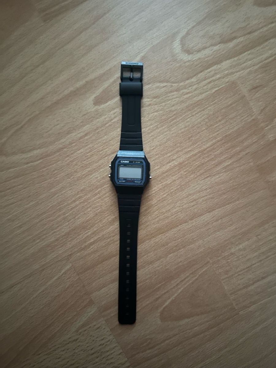 Casio Montres: Casio Defekt – Défectueux à Dietikon par sal_zdn5