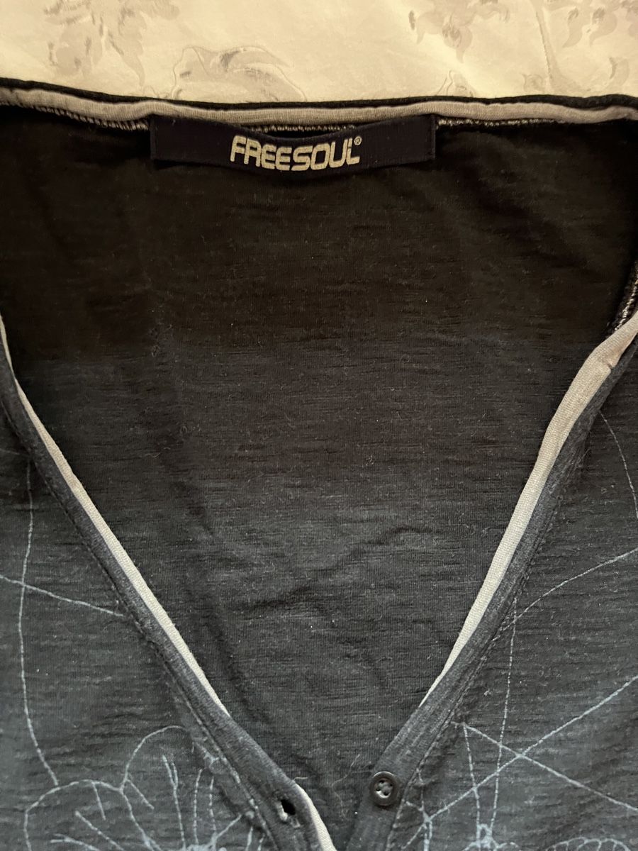 T-shirts: Freesoul cooles Shirt schwarz Gr 38 – D'occasion à Bonaduz par Malves10 1