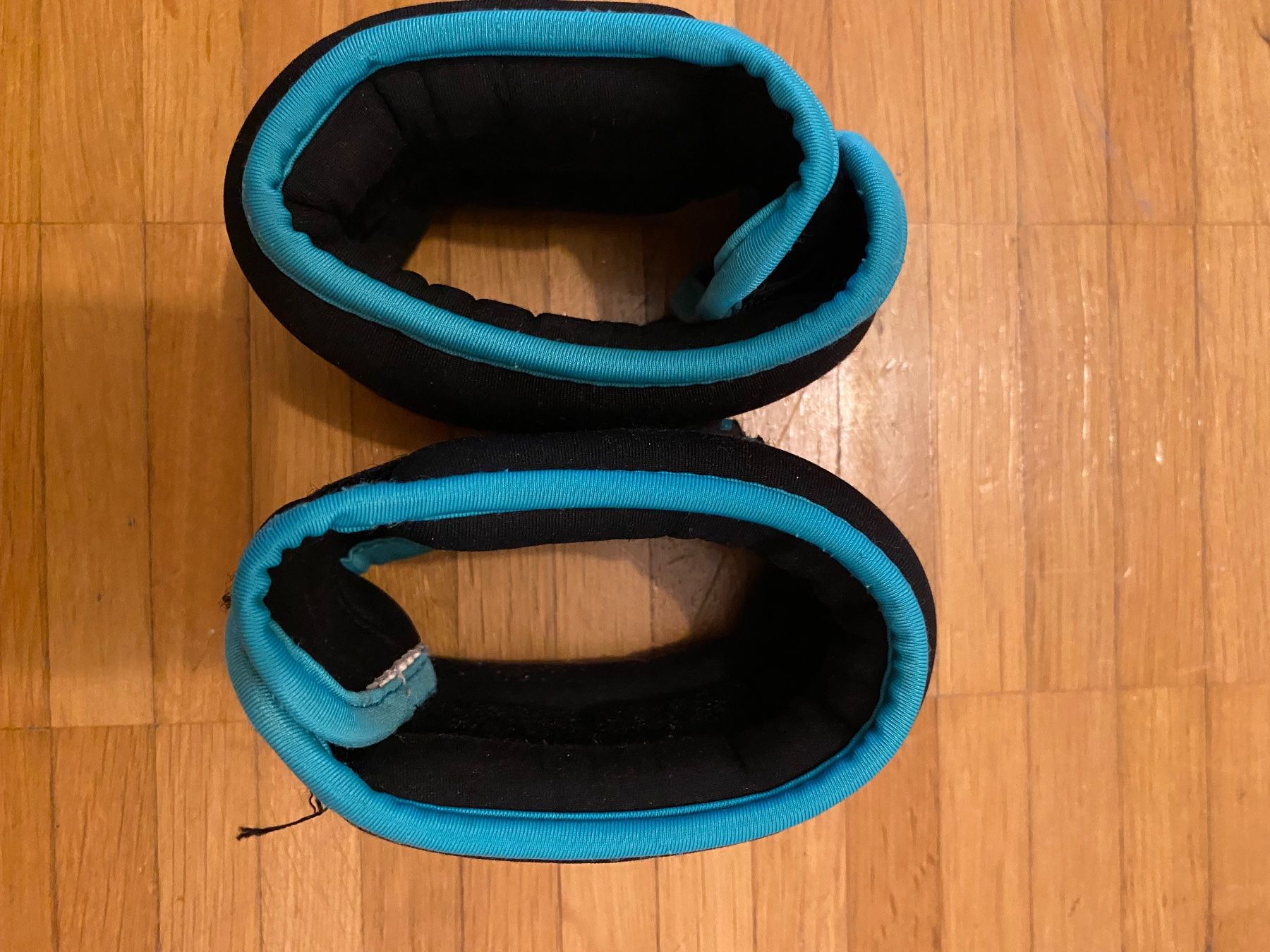 Manubri & Pesi: Poids pour chevilles 2x 0,5 kg – Usato da Basel venduto da OK2010 1