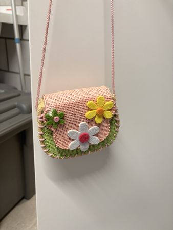 Petit sac à main enfant rose avec fleurs état neuf