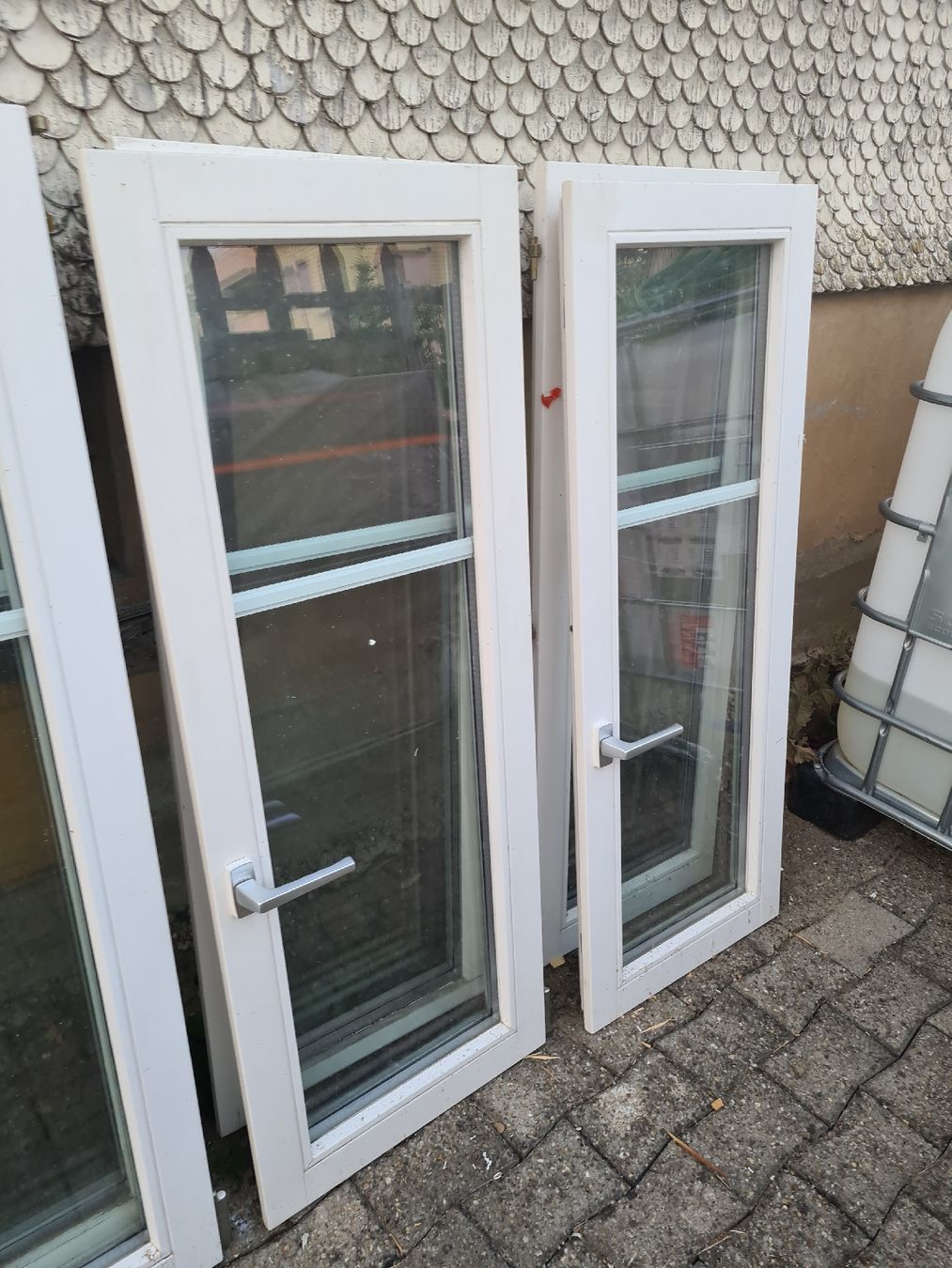 Fenêtres: Fenster – D'occasion à Waldkirch par Hypertenuse 3