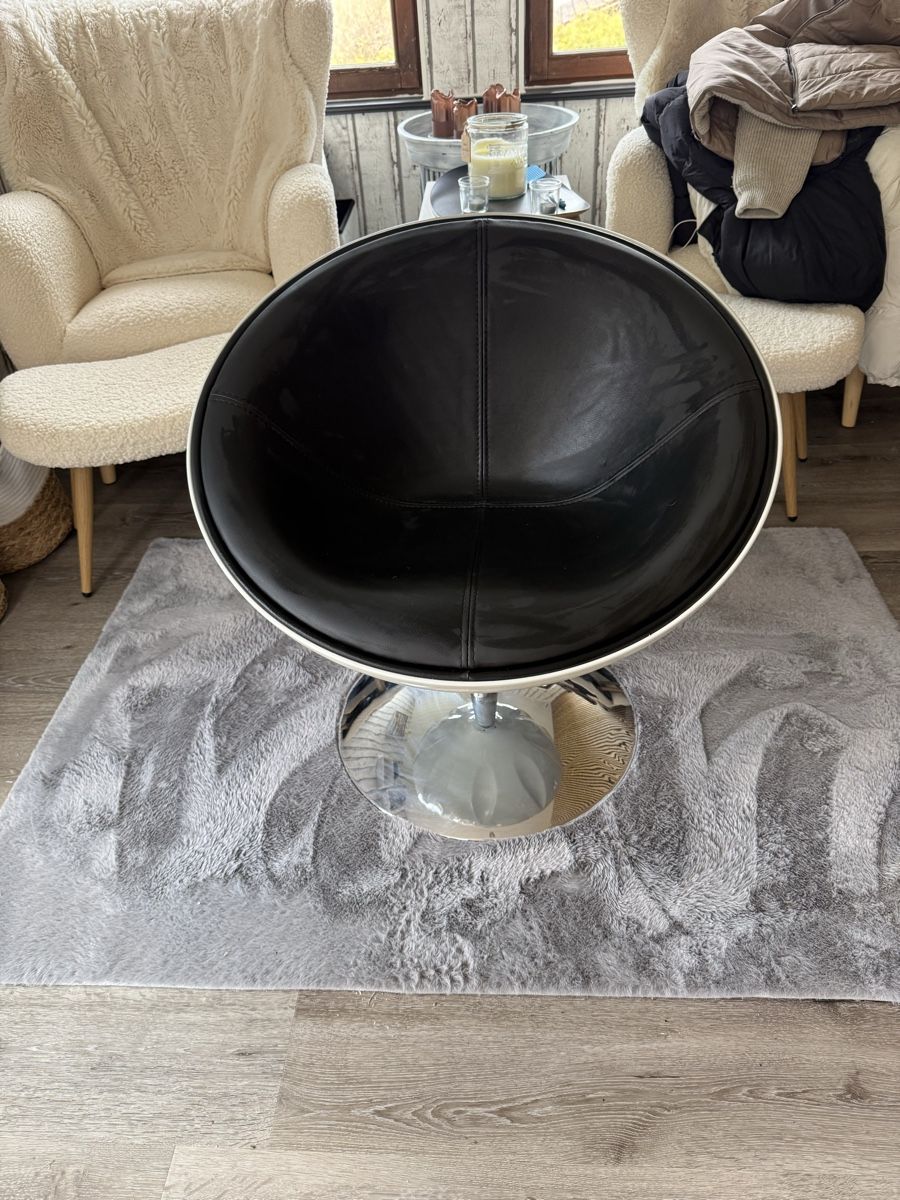 Poltrone: Stylischer Drehsessel, Ei-Form Design, Top Zustand! – Usato da Roggenburg venduto da rob_6kvn 8