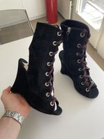PRADA Noire Suede Ouvert Toe Lace Up Cut Booties (Taille-39)