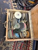 Schleifscheiben-Set mit Holzbox, vielseitig und vollständig