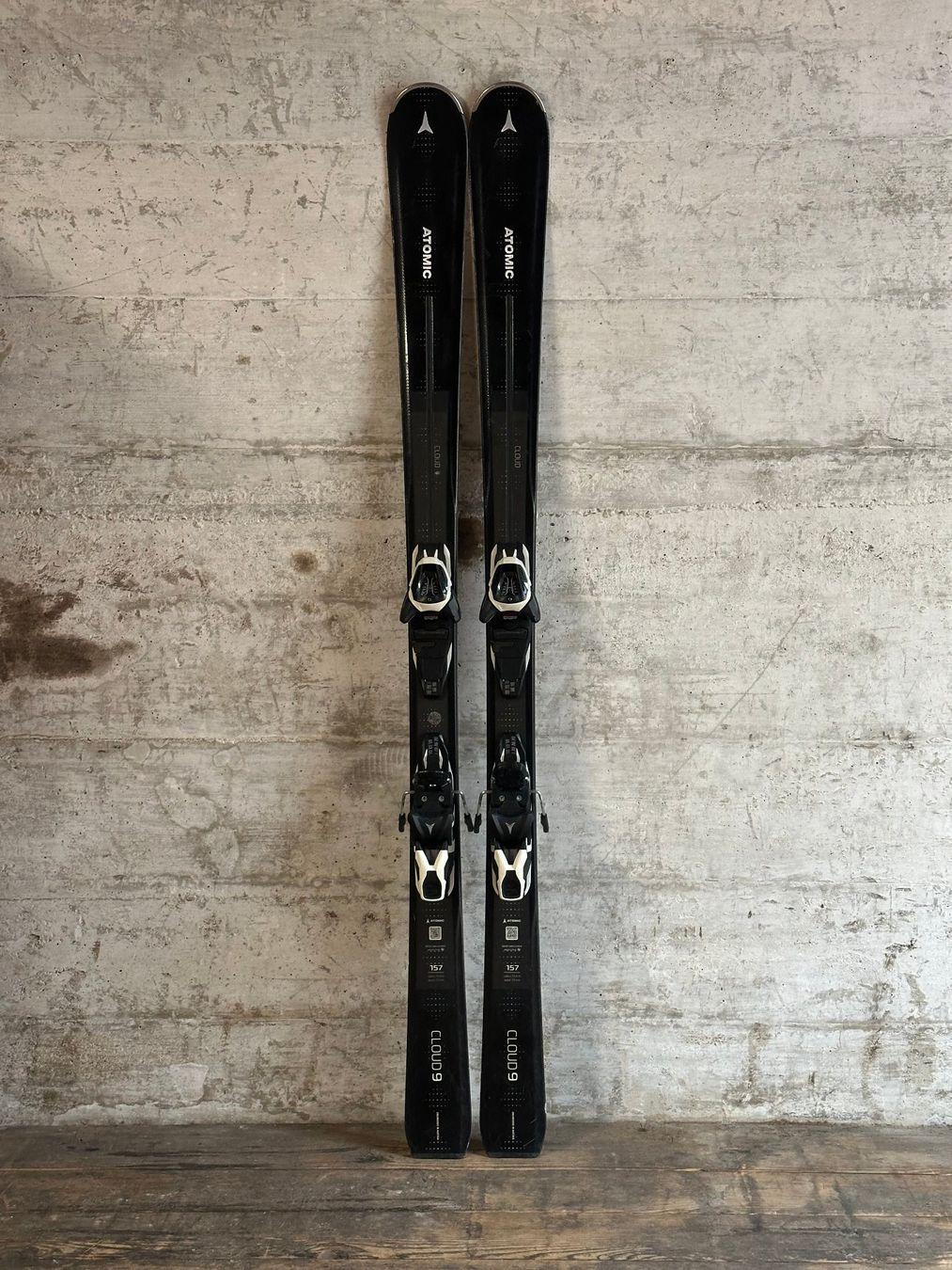 Atomic Sci: Atomic Cloud Damen Ski 157cm – Usato da Emmenbrücke venduto da karkarkar