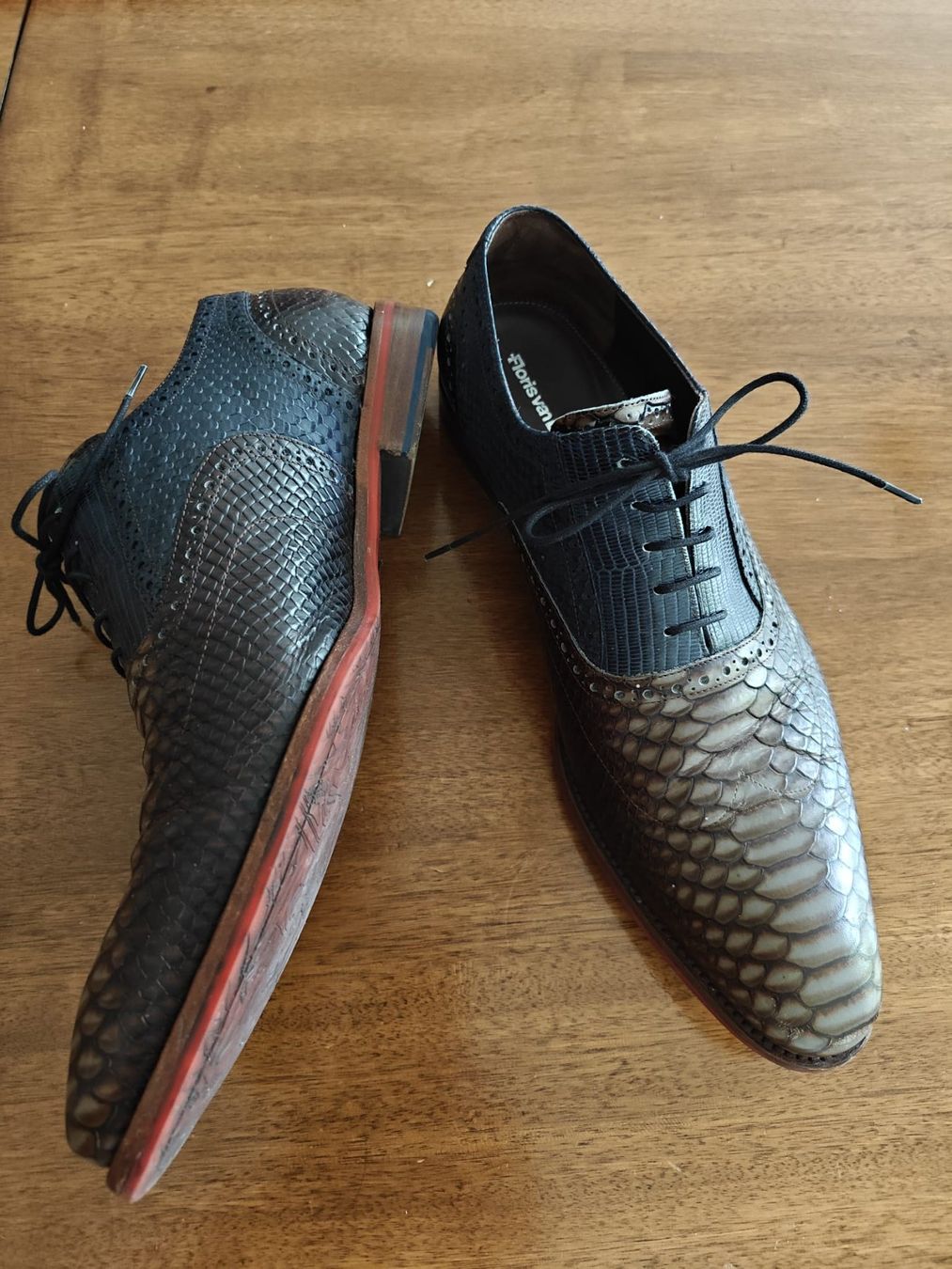 Scarpe da uomo: Chaussures/Schuhe FLORIS VAN BOMMEL Pointure/Grösse : 44 – Usato da Féchy venduto da piter1 1