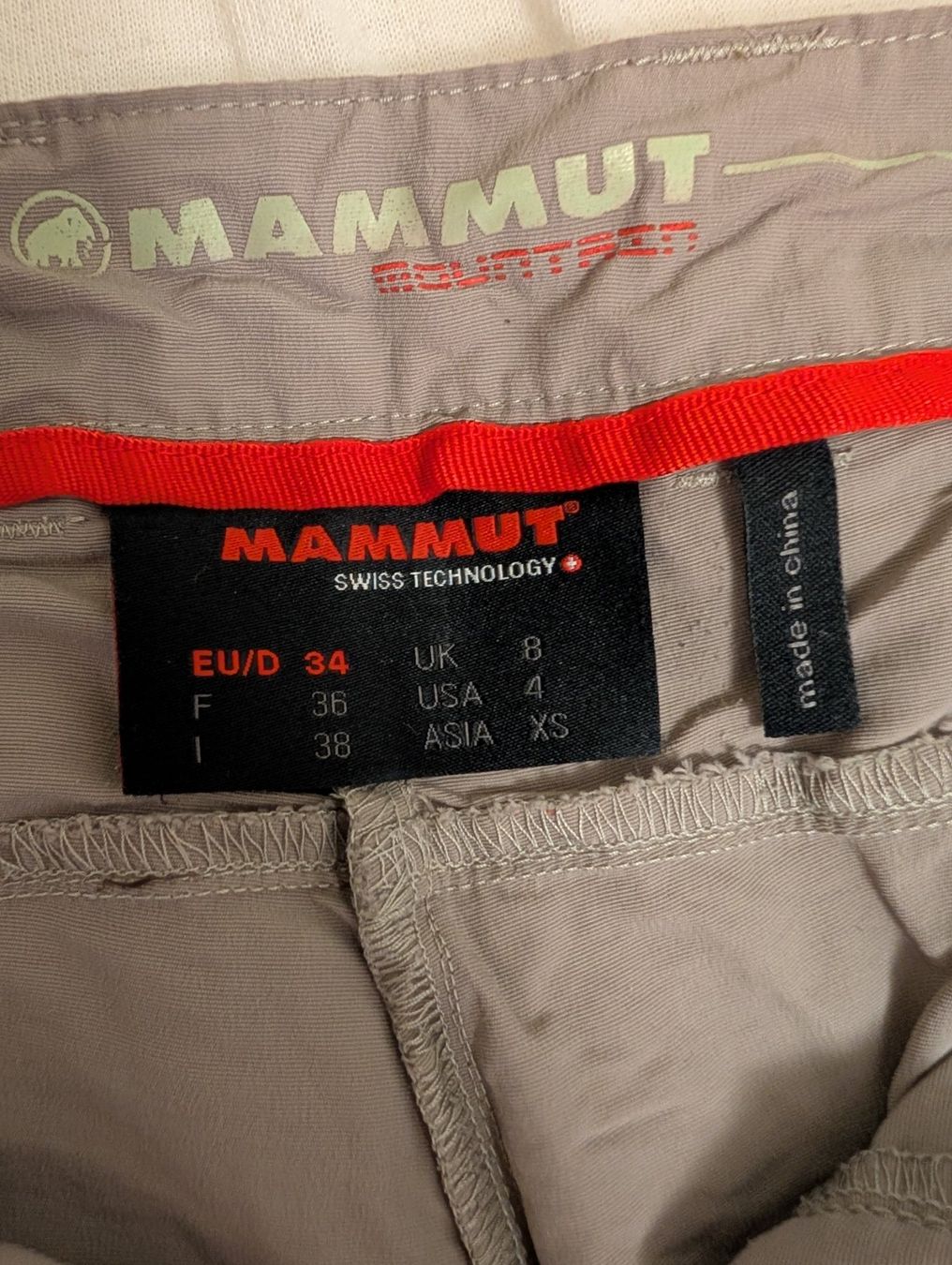Mammut Pantaloni: Mammut Wanderhose zip-off Gr 34 – Usato da Riehen venduto da con_c2fx 1