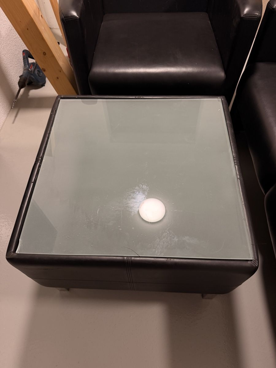 Poltrone: Sitzgruppe Sofa + Sessel + Glastisch – Usato da Sarnen venduto da jus_t6xw 2