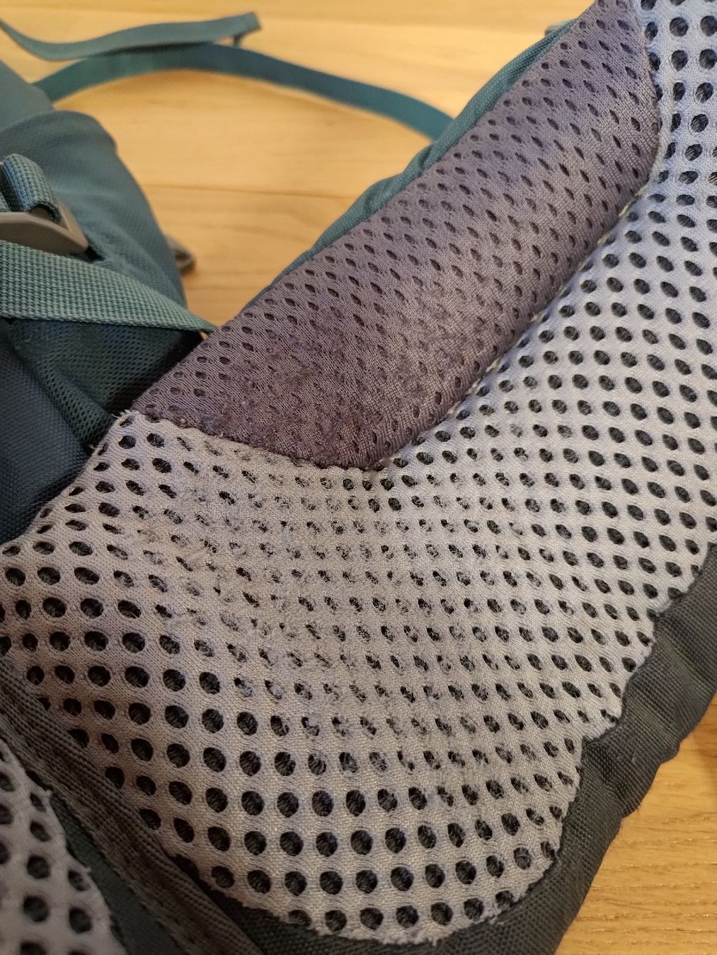 Zaini: Deuter Aircontact Light 40+10 Liter  – Usato da Bäretswil venduto da Re.We. 3
