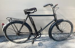 altes Militäevelo 82429 mit Zeughausschild 12559