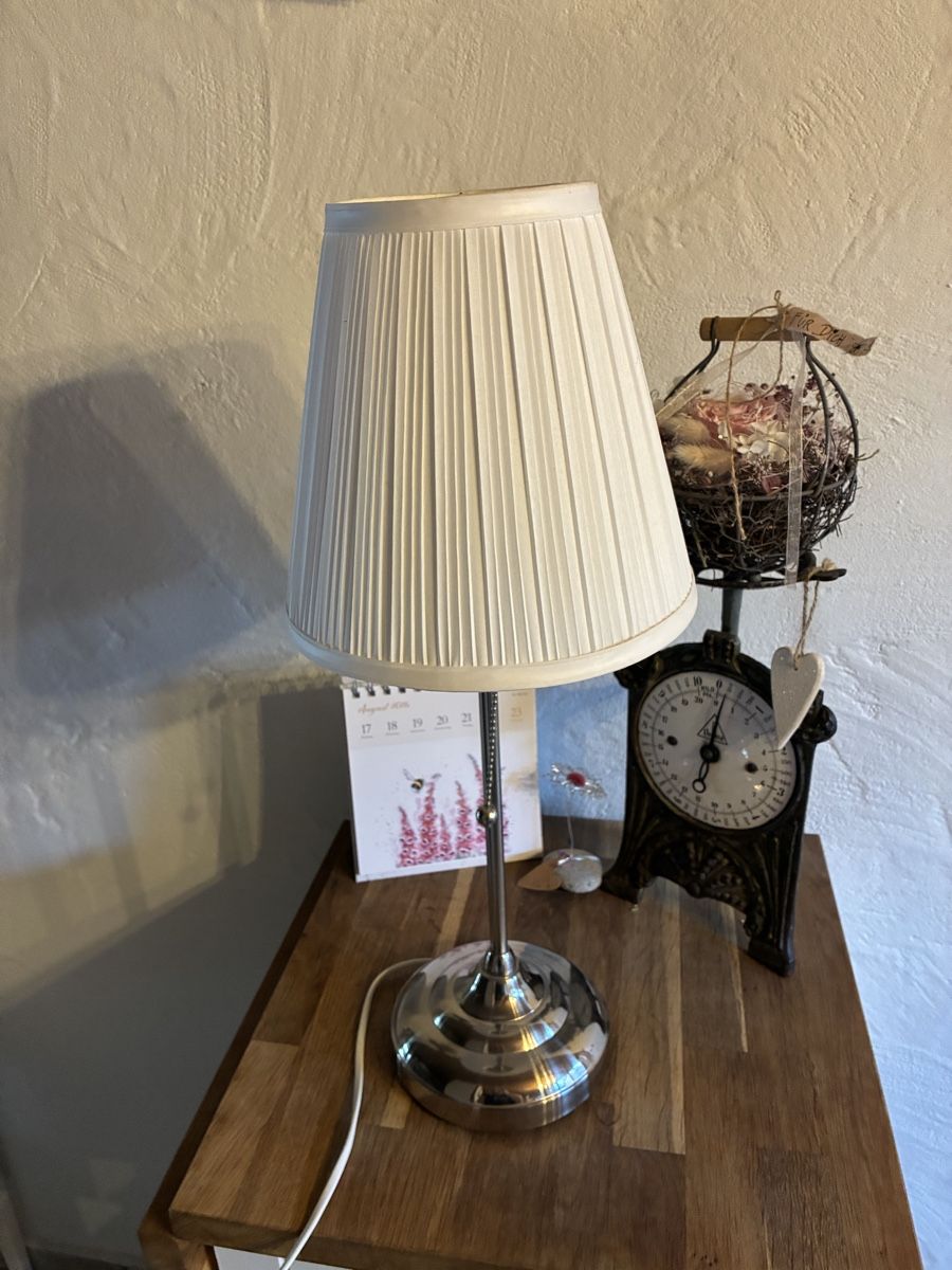 Ikea Lampes: Tischlampe Arstid weiss  – D'occasion à Schlossrued par sumoggu