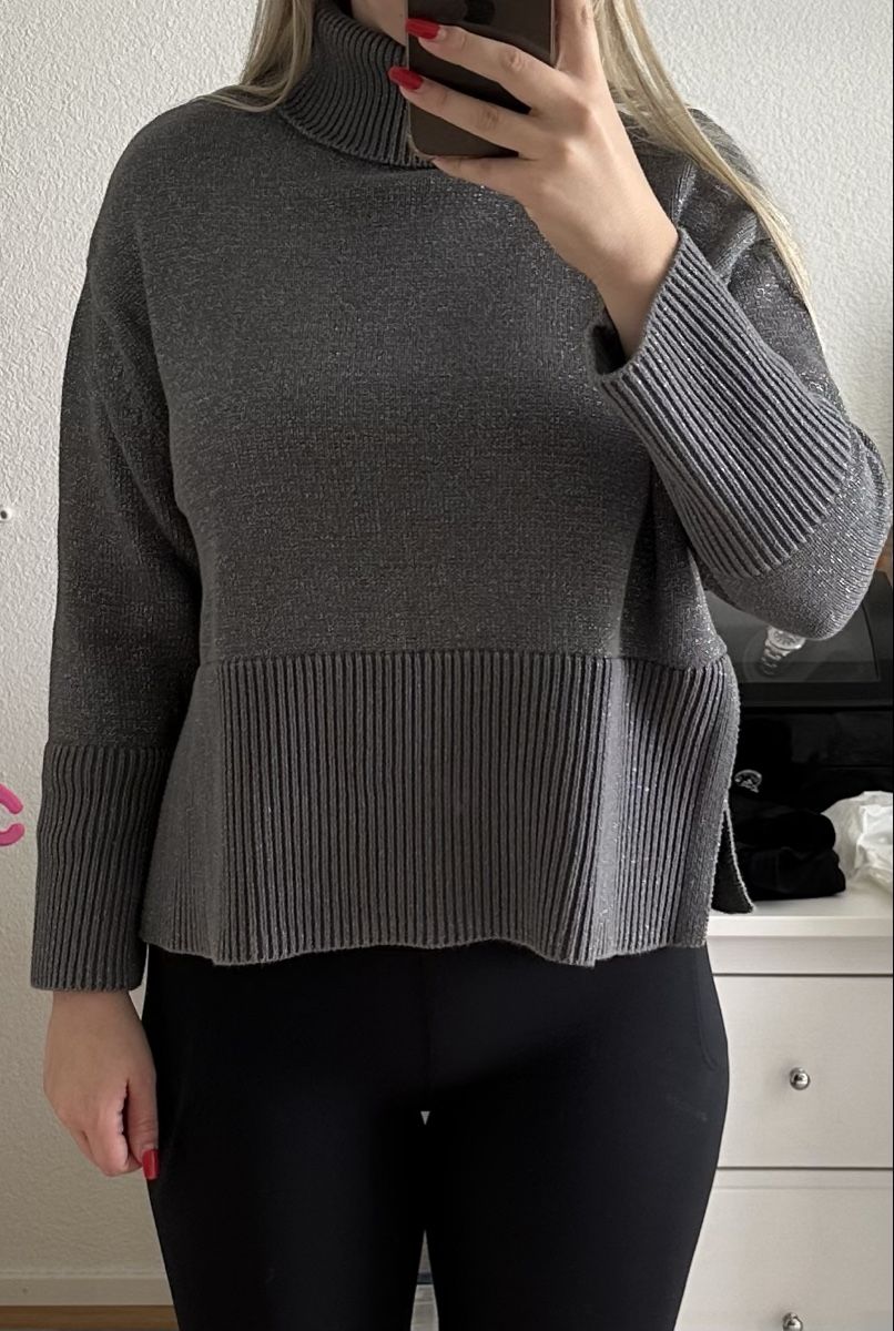 Gap Pullover & Sweatshirts: GAP Rollkragenpullover glitzrig – Neu (gemäss Beschreibung) aus Glattbrugg von SMusic98