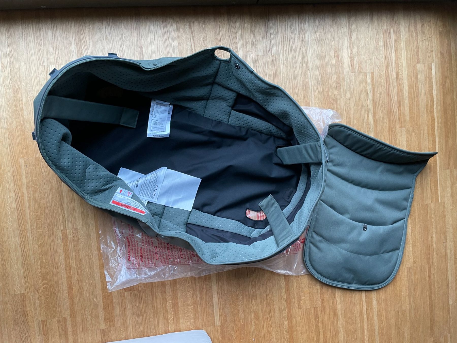 Bugaboo Kinderwagen: Bugaboo Liegewannenbezug-Set Babyschale - Neu – Neu und originalverpackt aus Zürich von holzhuesler 1