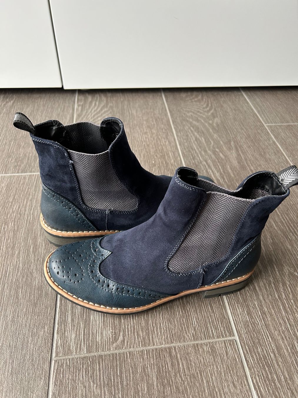 Scarpe da donna: Damen Stiefeletten Gr. 37 – Usato da Hittnau venduto da FVera 1