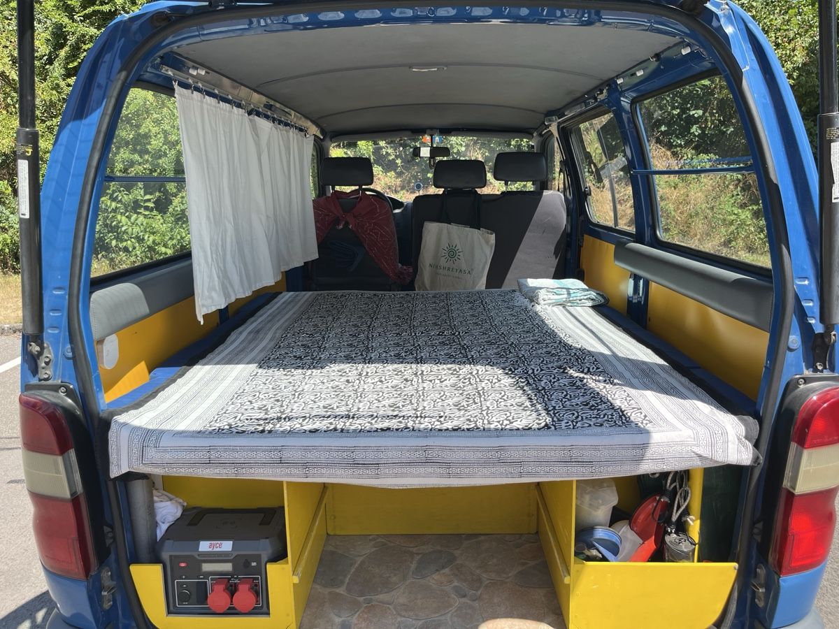 Toyota Autos: Toyota Hiace 1998 – D'occasion à Bern par India1960 4