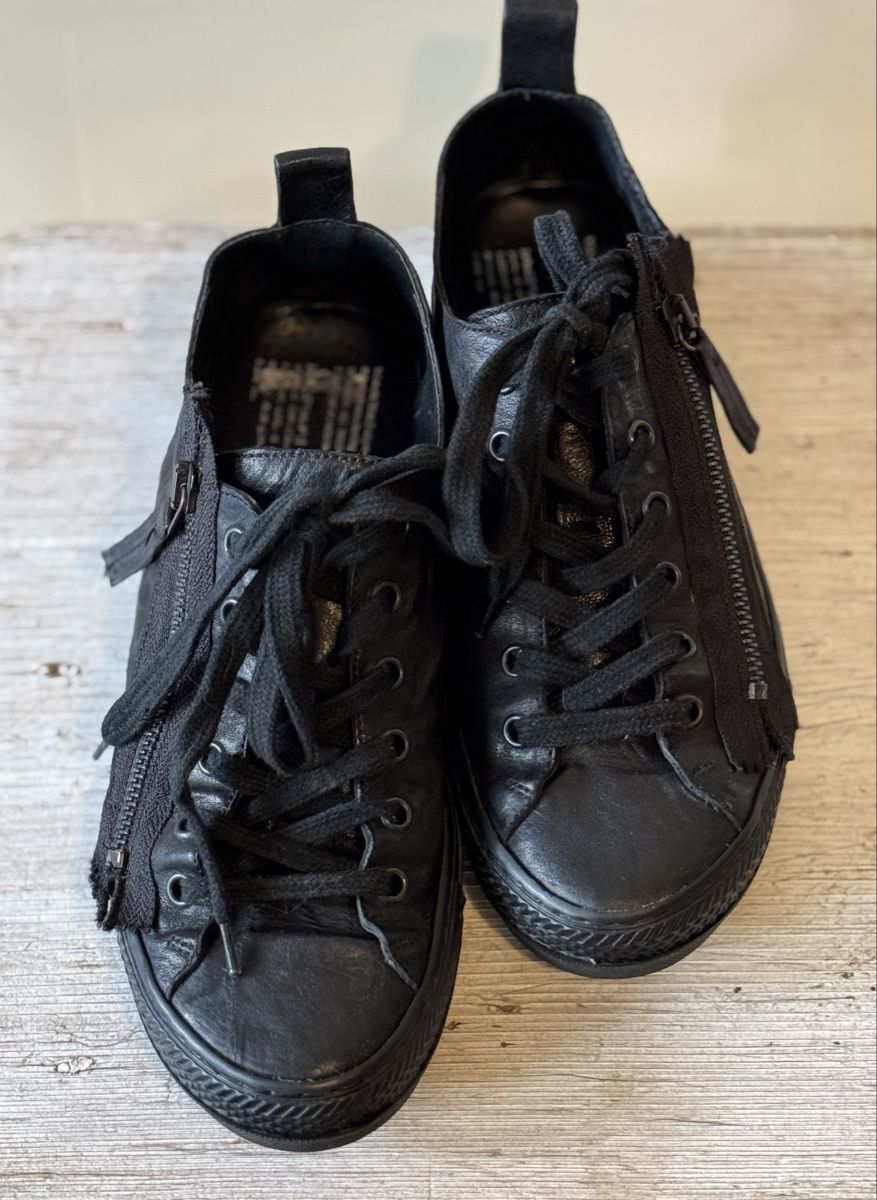Rundholz Scarpe da donna: Sneaker von RUNDHOLZ, Grösse 35/36 - sehr GROSS geschnitten – Usato da Chur venduto da Lilo_Pulver 1
