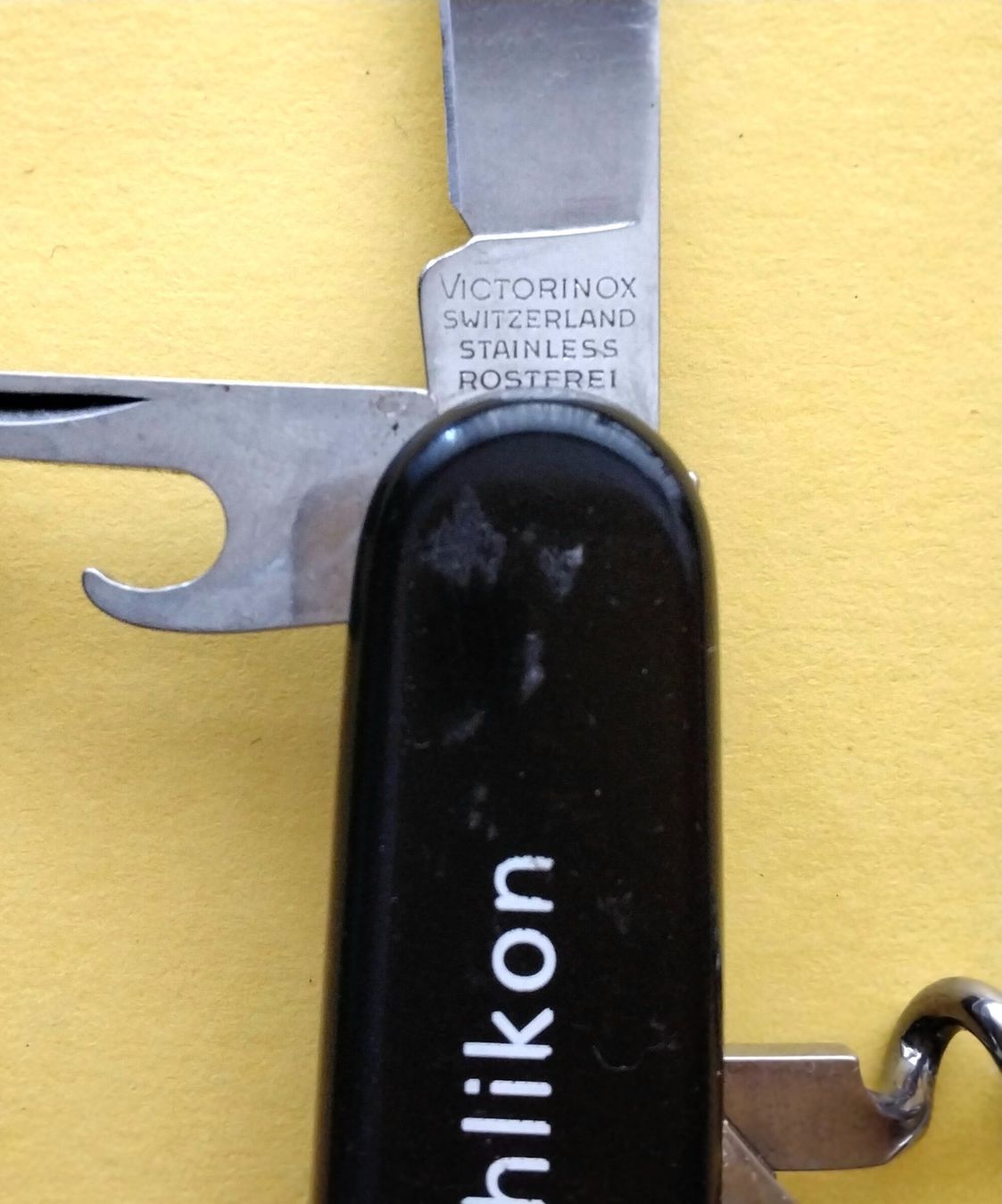 Victorinox Couteaux de poche: Victorinox Rüschlikon – D'occasion à Locarno par Muzio 1