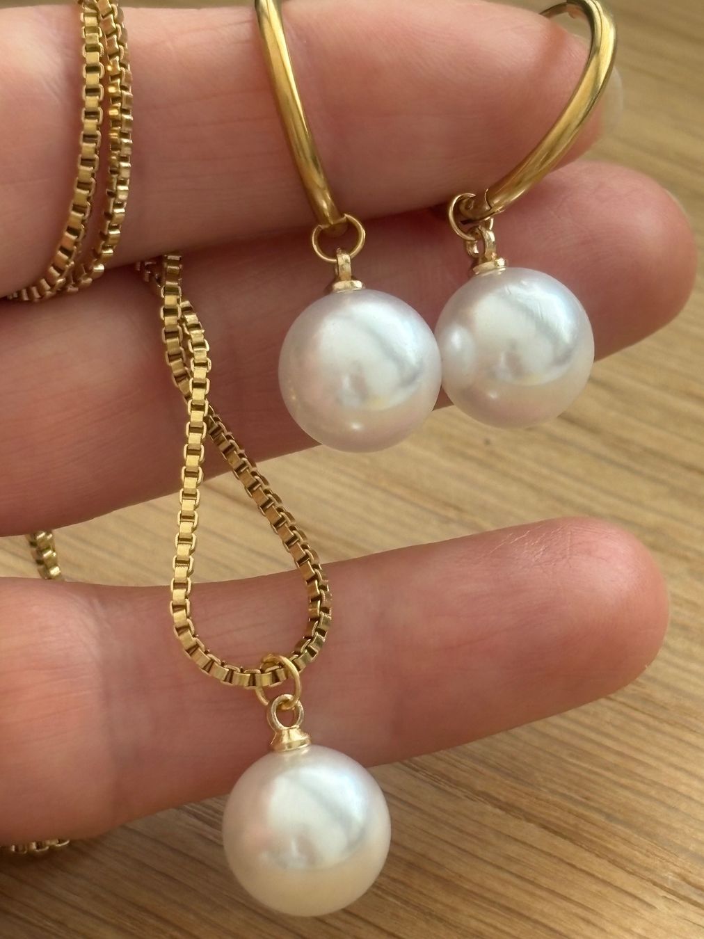 Ketten: Luxus Edelsthal Kette/Orstecker Farbe :Gold Kunstperlen – Neu (gemäss Beschreibung) aus Biel-Bienne von Roserosse13