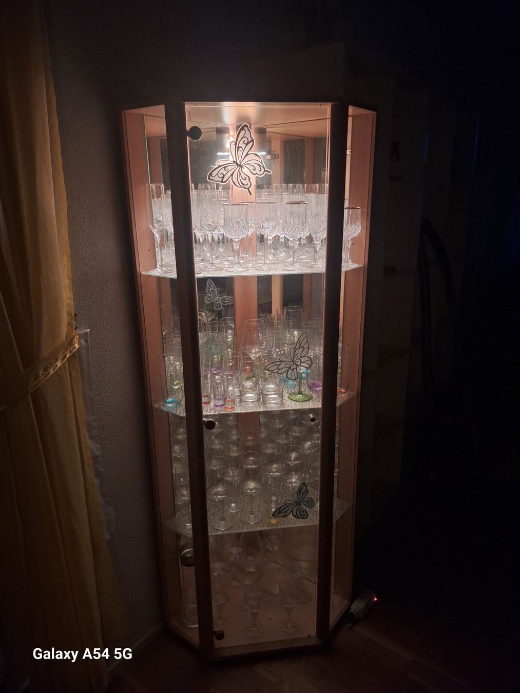 Vitrinen: Vitrine mit Licht – Gebraucht aus Weiach von gre_v6mw 1