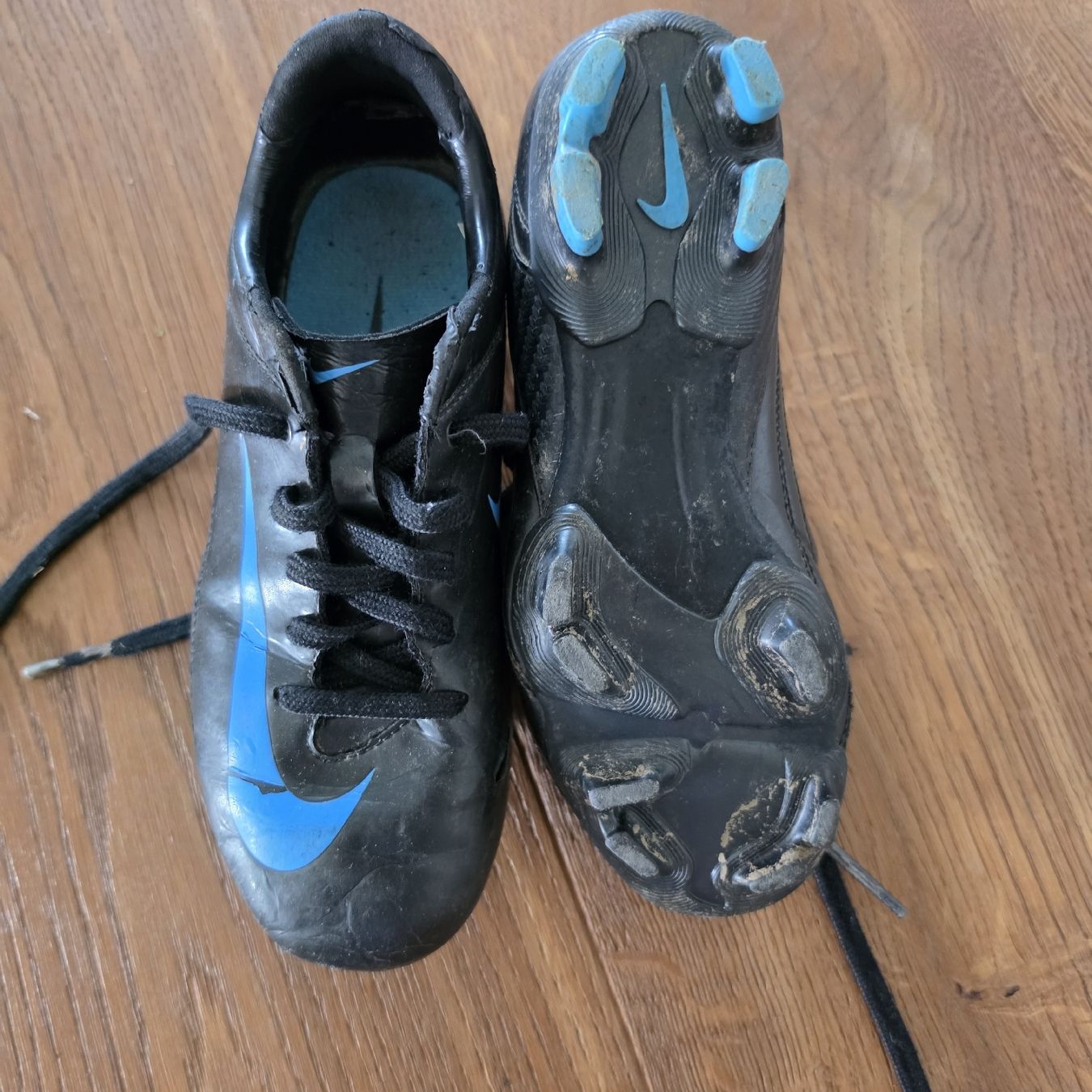Nike Chaussures garçon: Fussballschuhe Nike Grösse 33 – D'occasion à Buchs AG par LogoParts 2