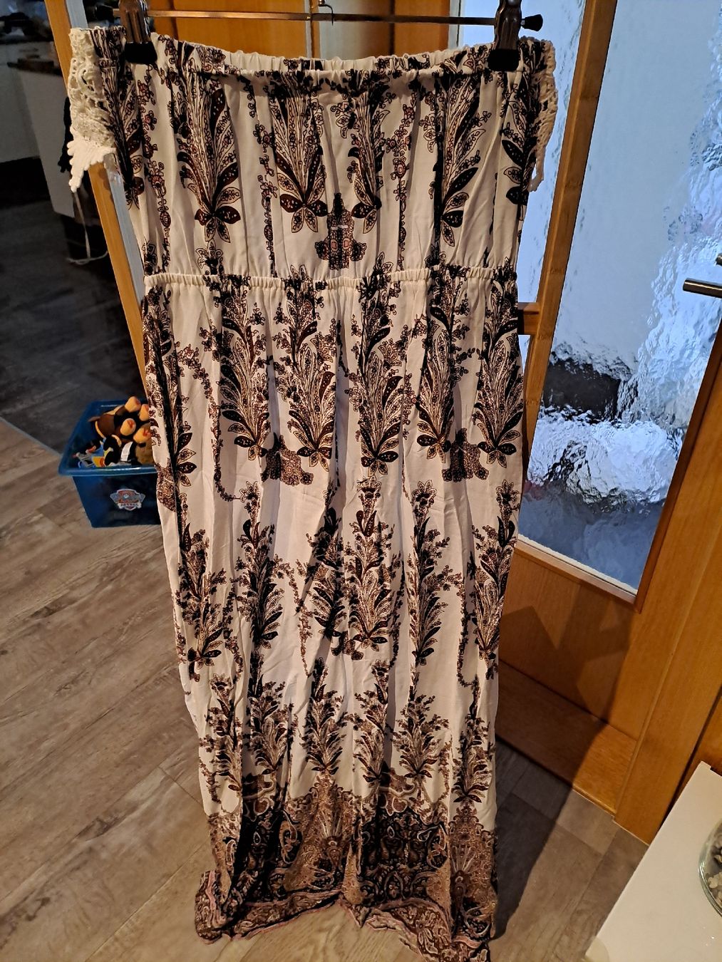 Kleider: Trägerloses Kleid Grösse M Chicoree  – Gebraucht aus Rickenbach LU von bishiida 4