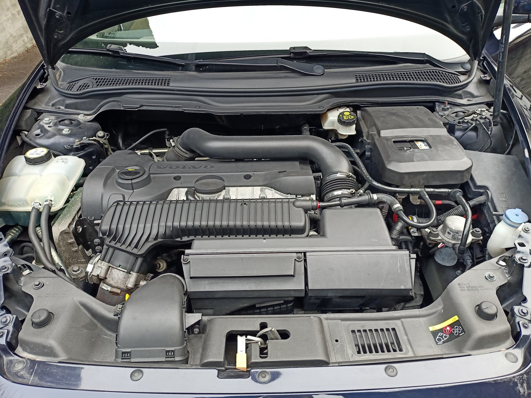 Volvo Automobili: Volvo C70 T5 – Usato da Erstfeld venduto da Sokrates4musik 9