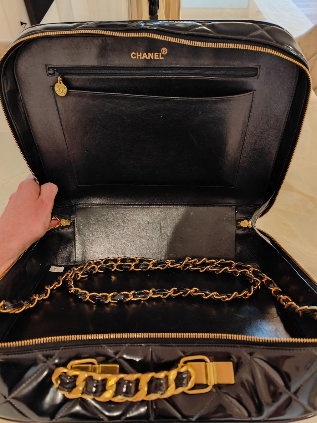 Chanel Taschen für Damen: Originale Chanel Vintage Leder Handtasche – Gebraucht aus Oberwil-Lieli von ticino122 5
