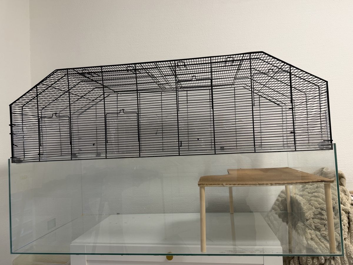 Terrarium: Hamsterkäfig <3 – Neu (gemäss Beschreibung) aus Wolfhausen von cel_x2qk