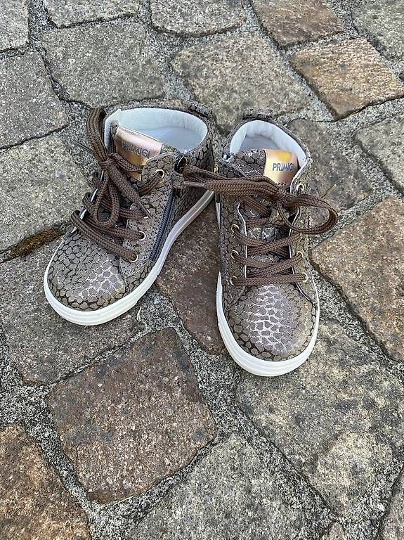 Scarpe per ragazzi: Schuhe 24 – Usato da Luzern venduto da feder11