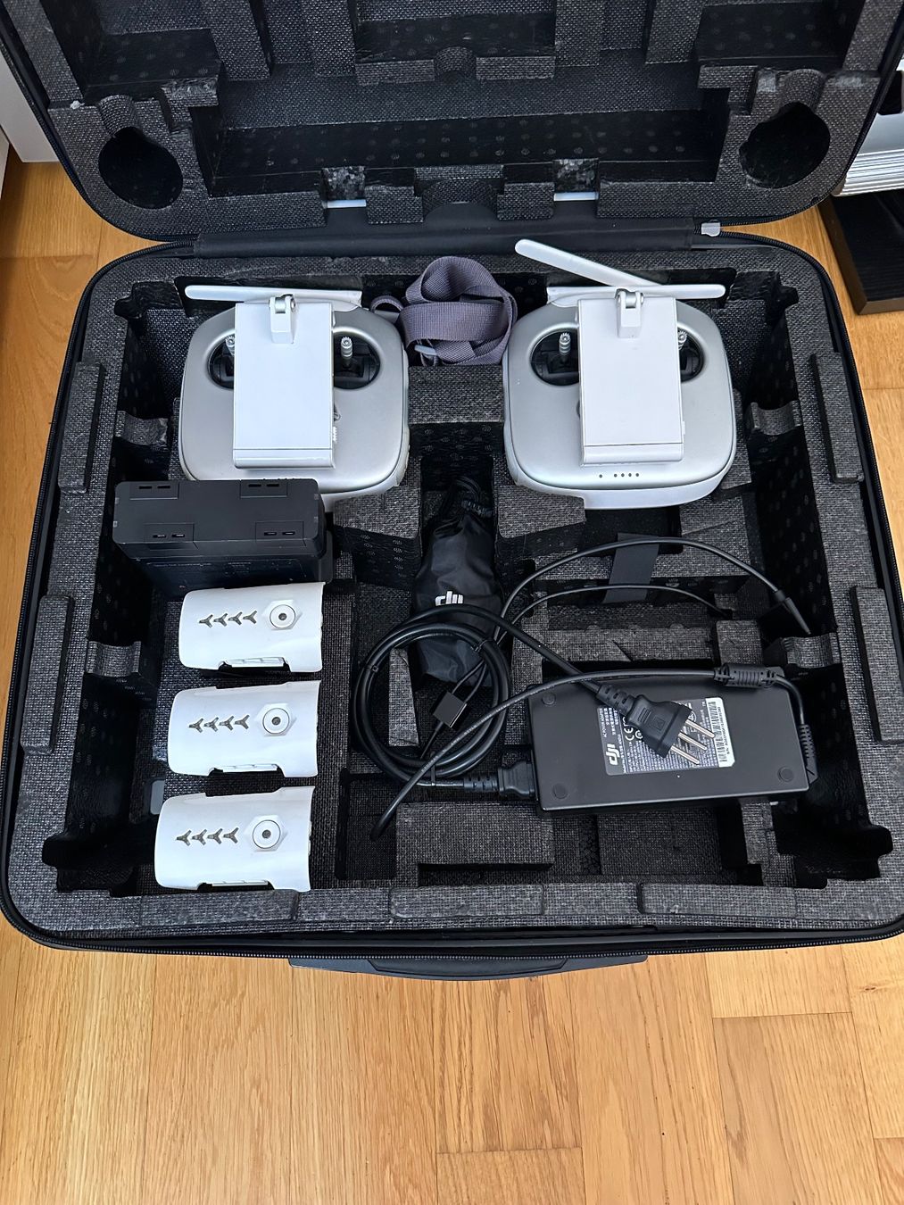 DJI RC Modellbau: dji Inspire I Pro – Gebraucht aus Schenkon von NaNoNino 3