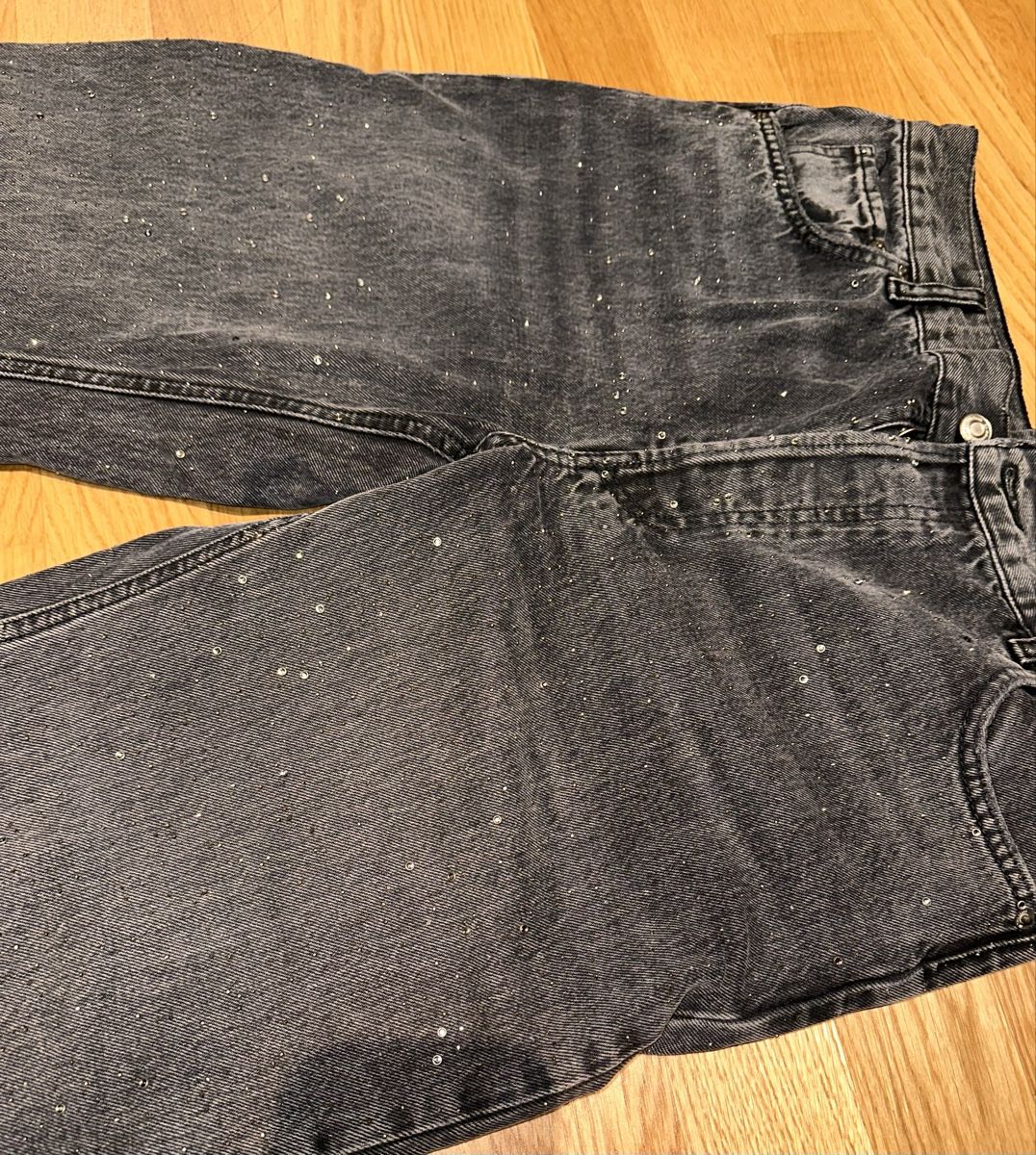 Jeans: Zara Jeans, Grau mit Strass, Grösse 38 – Gebraucht aus Biberist von dja_chx8 1