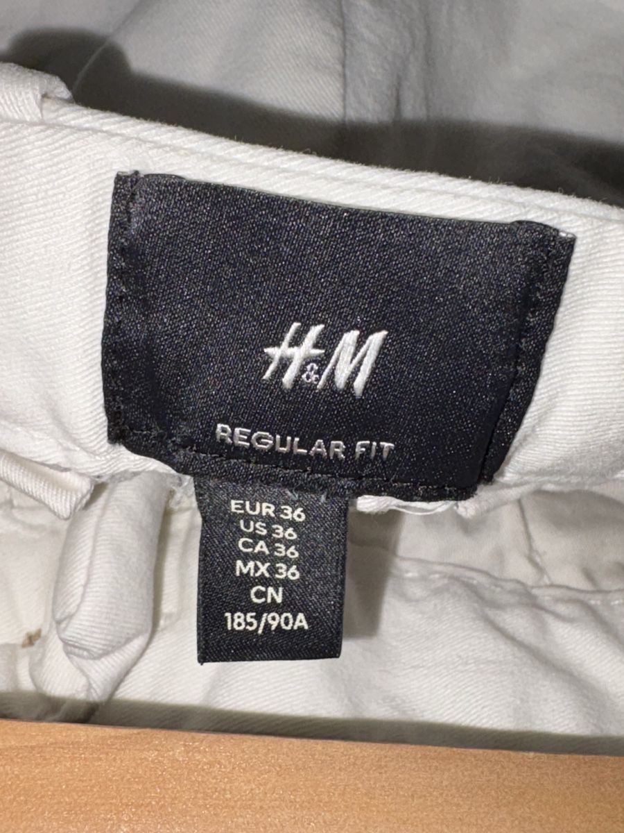 H&M Pantaloni: Herren Shorts, weiss, Gr 36 – Usato da Thun venduto da tulpentau 2