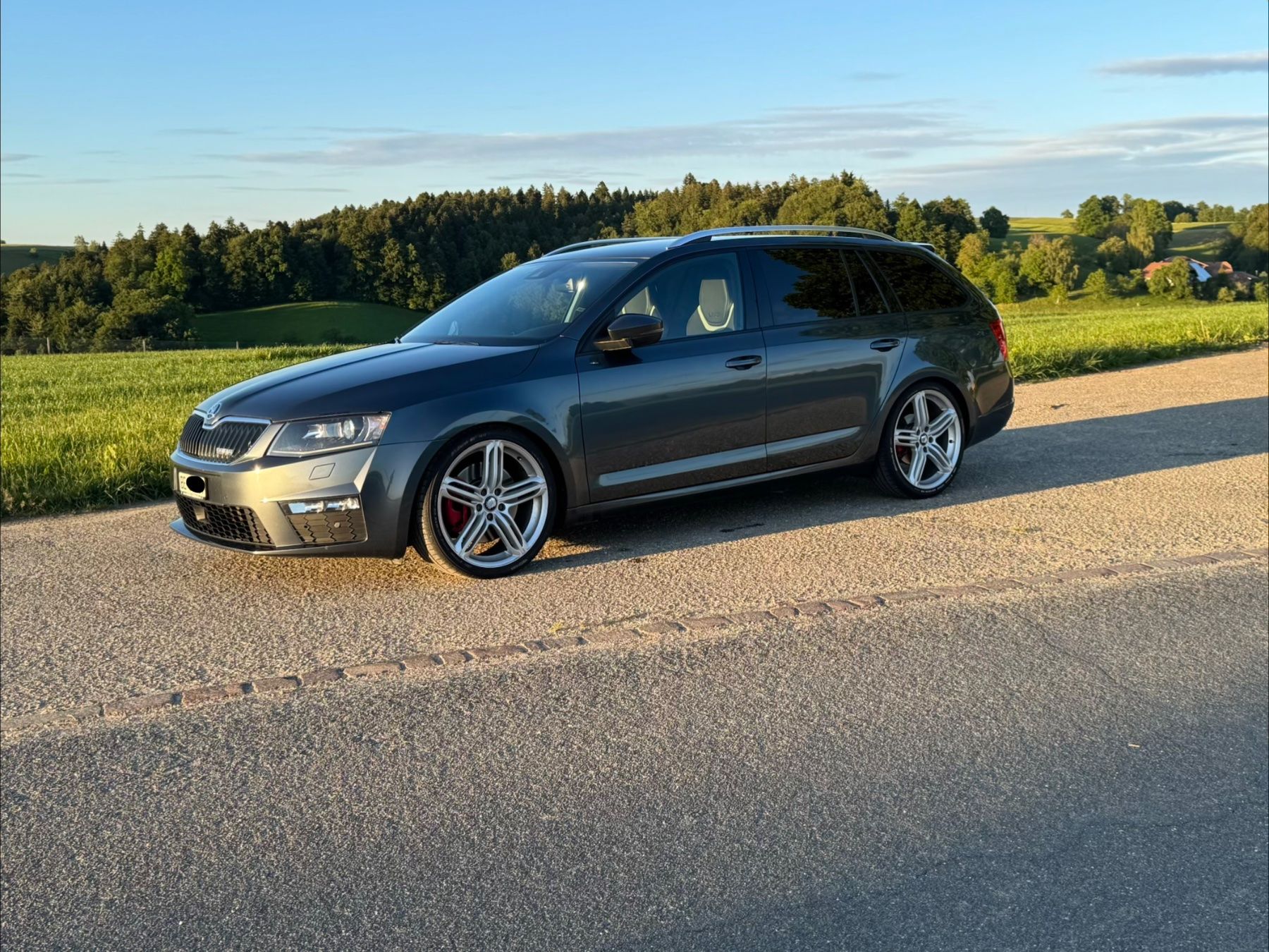 Skoda Autos: Skoda Octavia Rs – Gebraucht aus Reisiswil von M62014 1