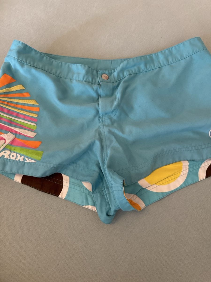 Roxy Pantaloni: 2 Boardshort, ION & Roxy – Usato da Zürich venduto da starsz 2