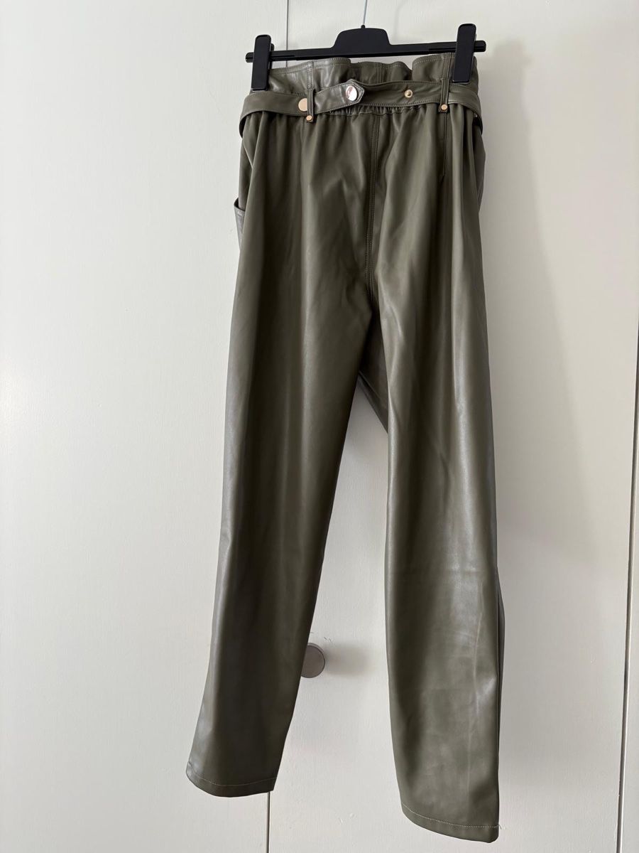 Hosen: Kunstlederhose Gr. 40 – Gebraucht aus Thalwil von Leo33x 2