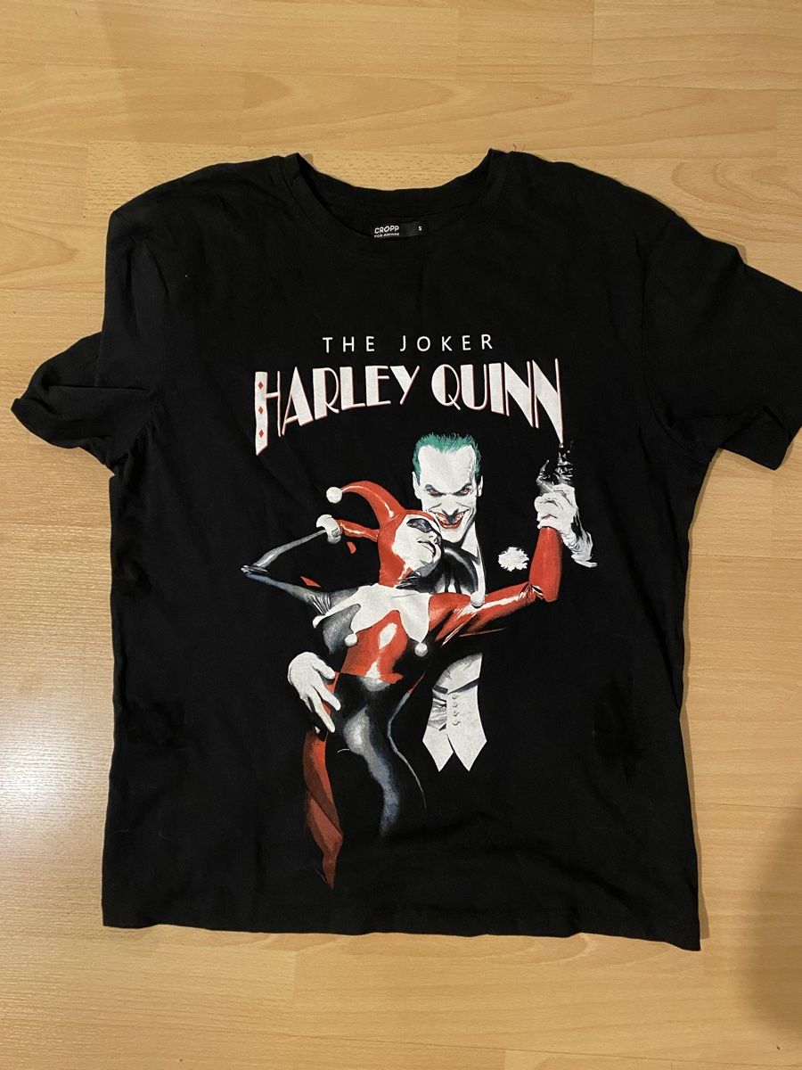 T-shirt: Harley Quinn & Joker Tshirt – Usato da Basel venduto da hea_pp2f