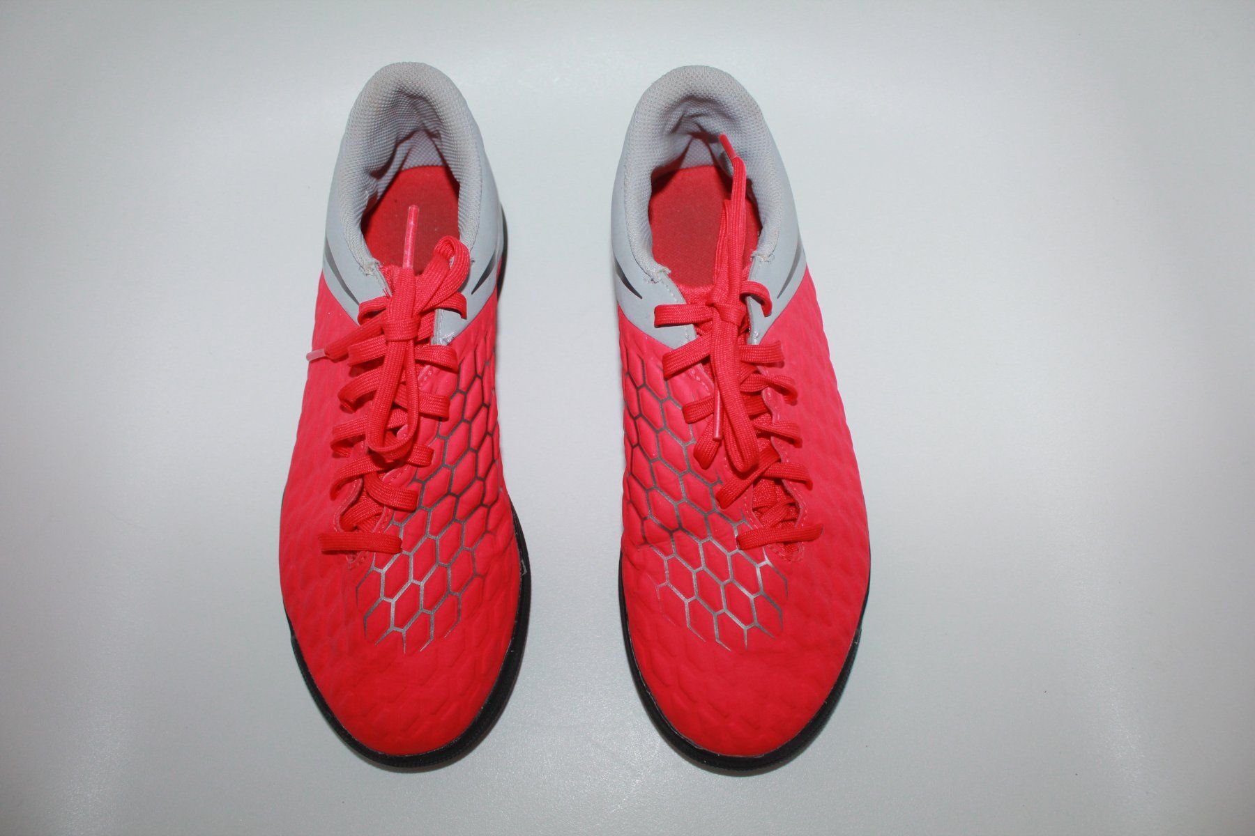 Nike Scarpe per ragazzi: Chaussures de football Nike hypervenom  t. 38.5 – Usato da Peseux venduto da Gilloss 1