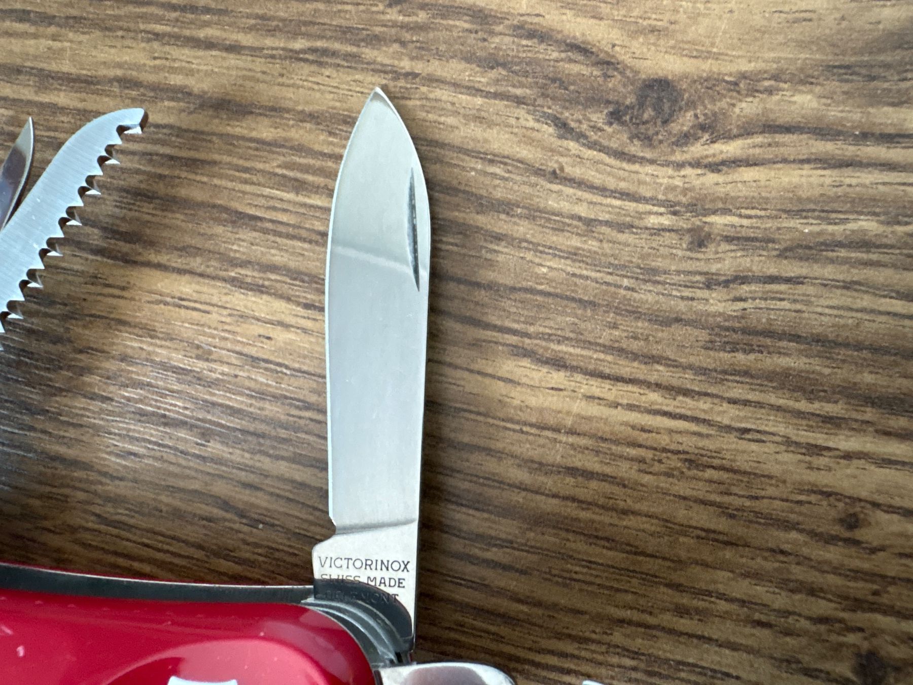 Victorinox Couteaux de poche: VICTORINOX - Evolution S17 - Sackmesser – D'occasion à Andwil SG par Rainboli 3