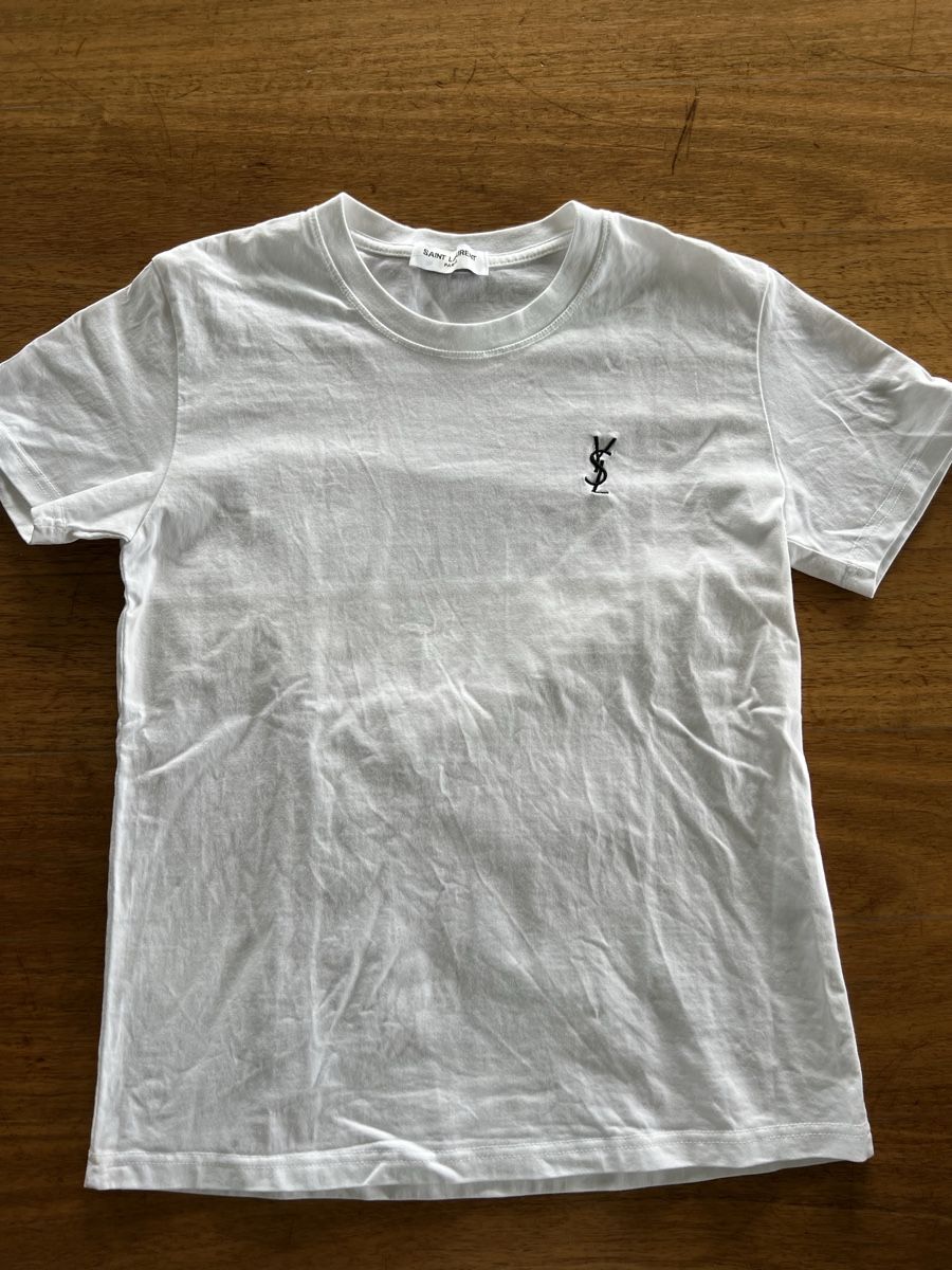 Saint Laurent T-Shirts: YSL Tee – Gebraucht aus Appenzell Steinegg von Cari-Belle