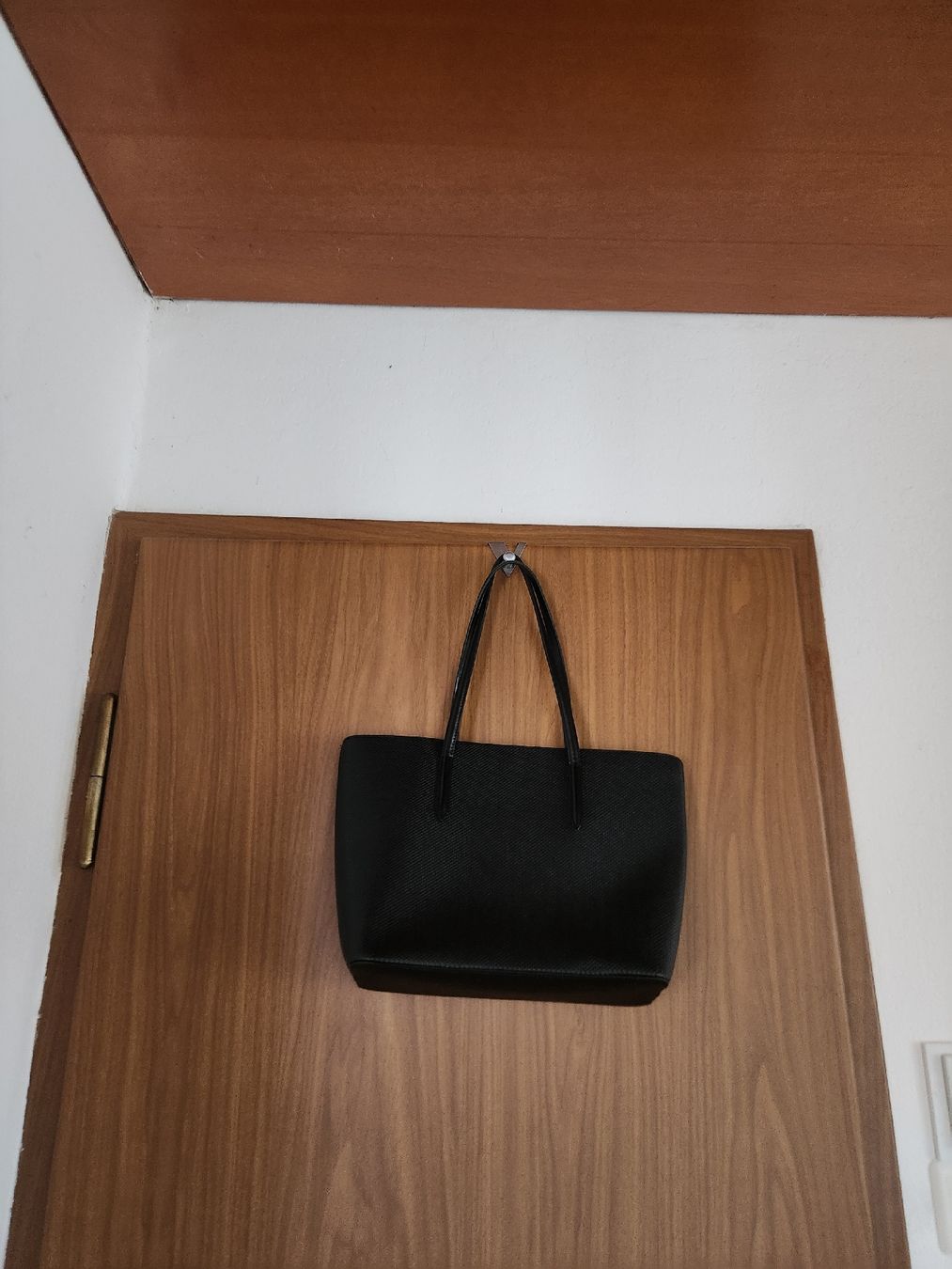 Lacoste Borse da donna: Sac cabas Lacoste noir cuir  – Usato da Niedergösgen venduto da Eva2410 2