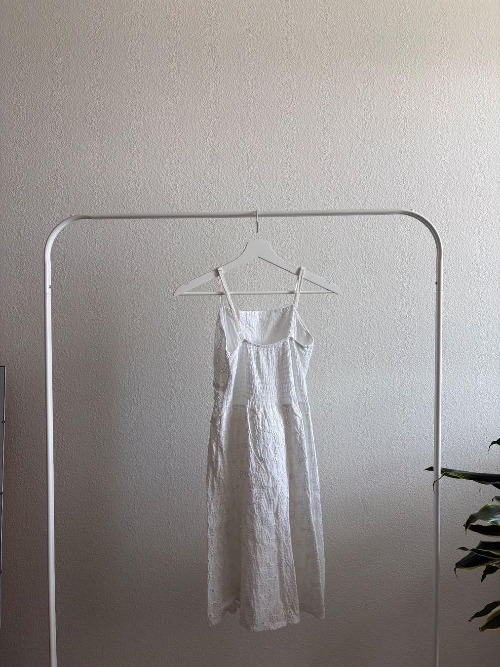 Robes: weißes Sommerkleid – D'occasion à Zürich par bbbggg 2