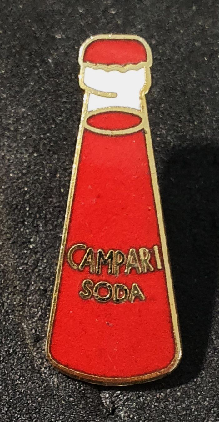 Placchette & Badge: CC853 - Pin Flasche Campari Soda – Usato da Reinach BL venduto da Boston-Verkauf 1