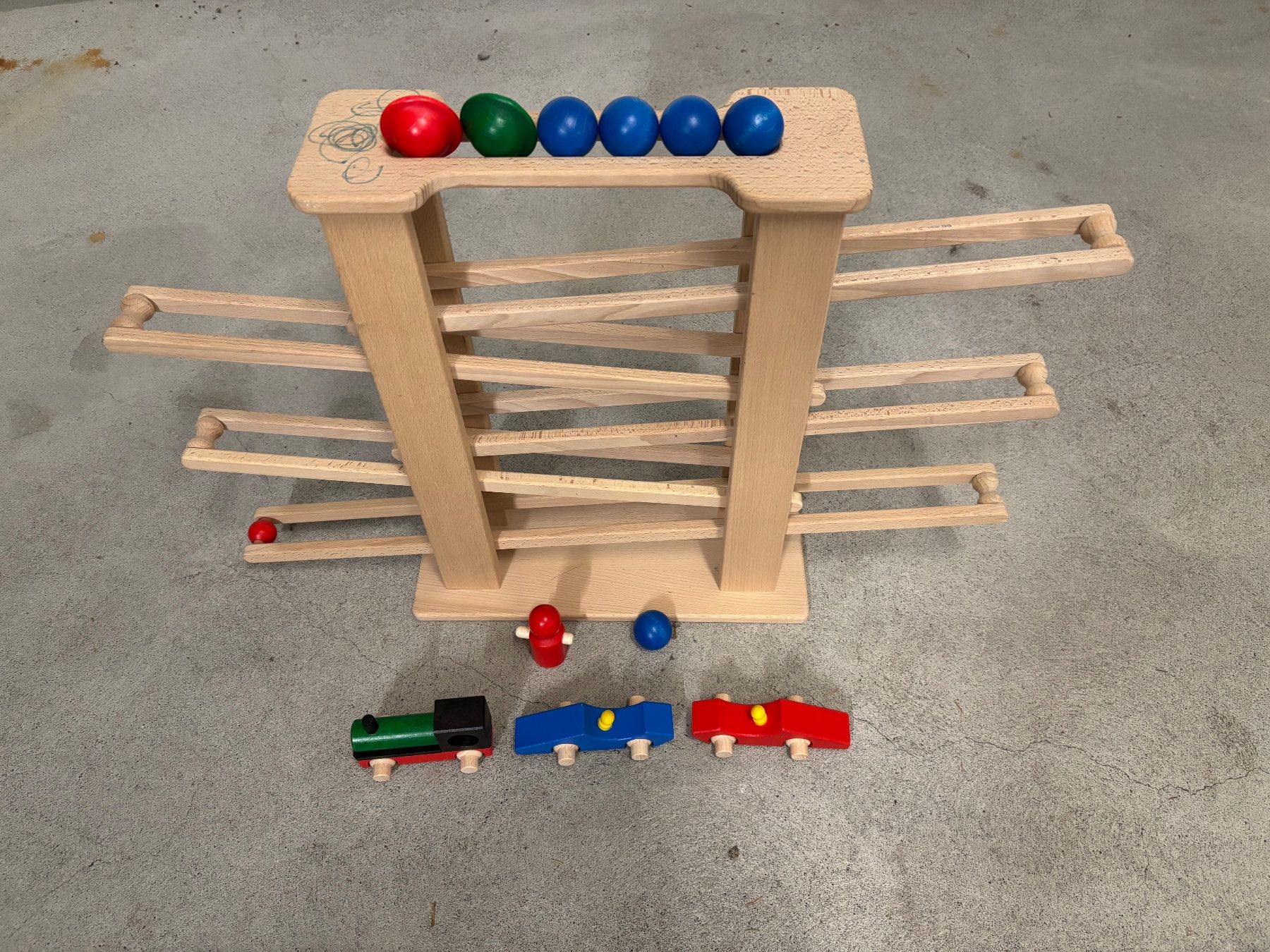 Spielzeuge: Kugelbahn Holz mit vielen Figuren – Gebraucht aus Zumikon von ang_vs26 1