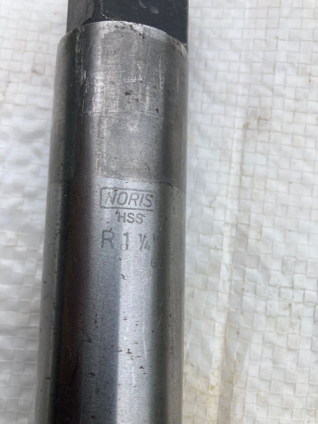 Tutti gli attrezzi: NORIS Gewindebohrer HSS R 1 1/4" – Usato da Ehrendingen venduto da klapez99 1
